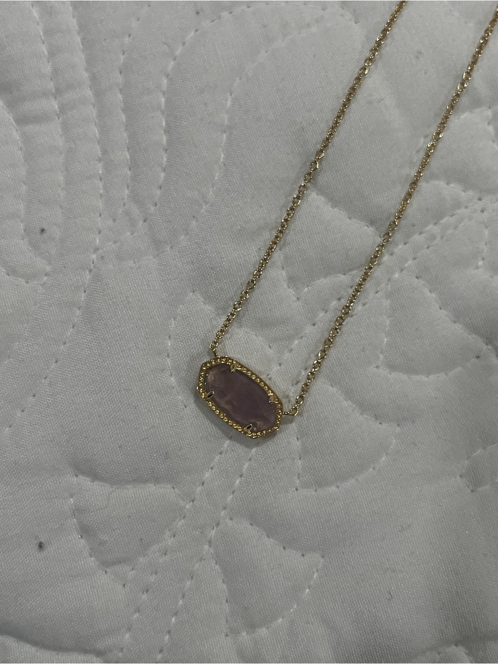 Gold Kendra Scott necklace